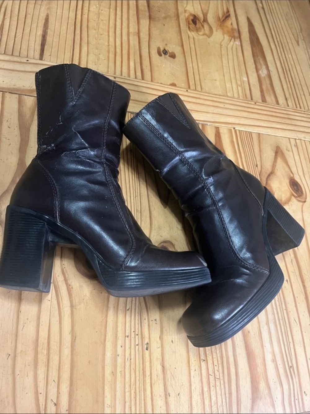 LOWER EAST SIDE VTG 90’s DISTRESSED BLACK CHUNKY MID-CALF BLOCK HEEL ANKLE BOOTS